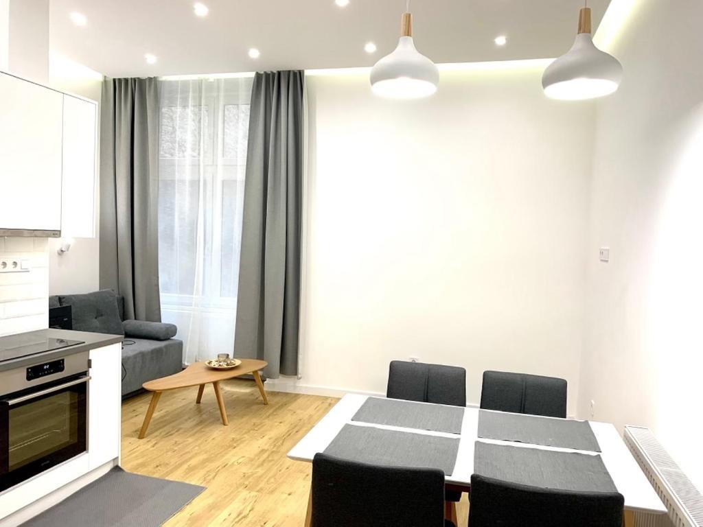 Colton Budapest Paulay Apartments Exterior foto
